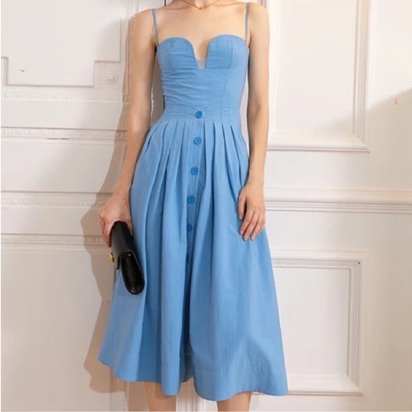 Elegant Blue Midi Dress - Picture 1 of 12
